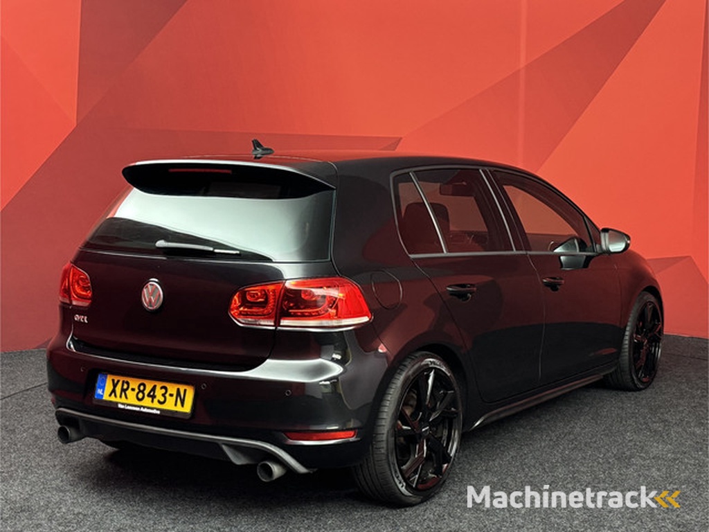 Volkswagen Golf 2.0 GTI