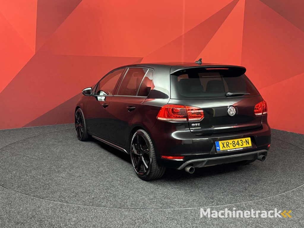 Volkswagen Golf 2.0 GTI