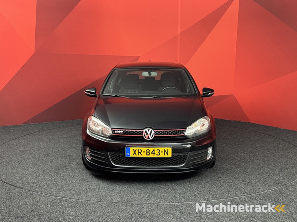 Volkswagen Golf 2.0 GTI