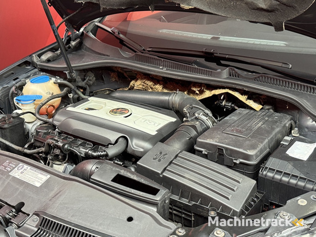 Volkswagen Golf 2.0 GTI