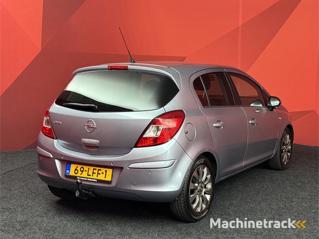 Opel Corsa 1.2-16V '111' Edition