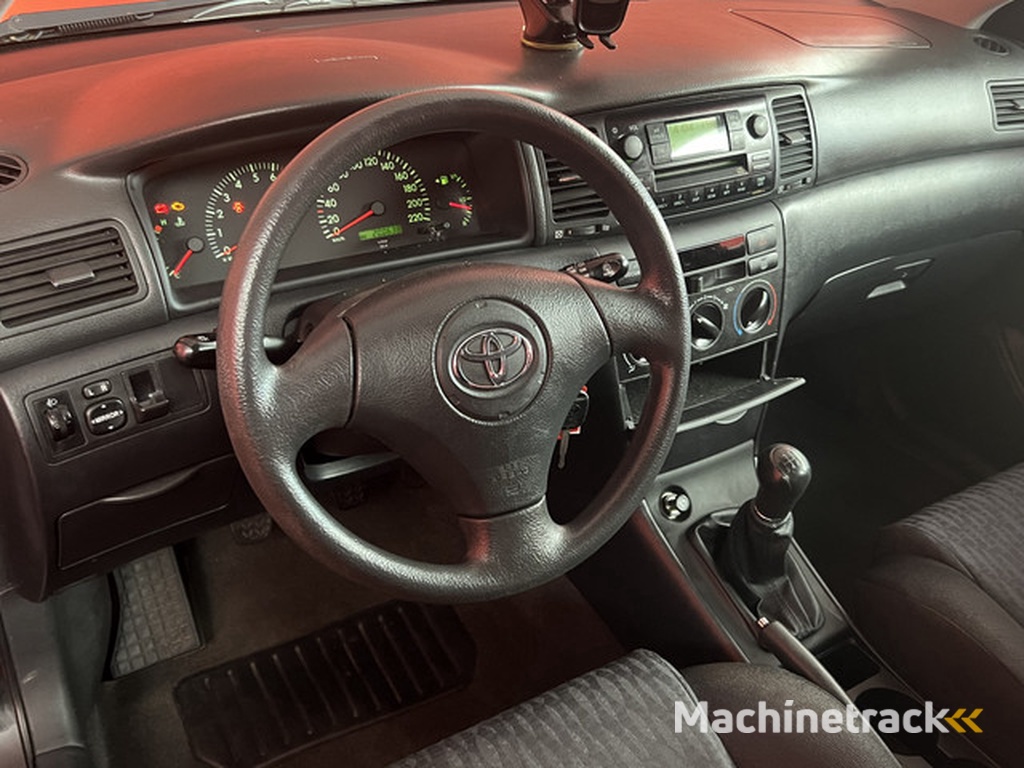 Toyota Corolla 1.4 VVT-i Linea Terra