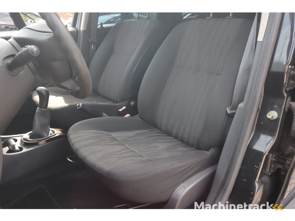 Dacia Duster 1.6 Lauréate 2wd