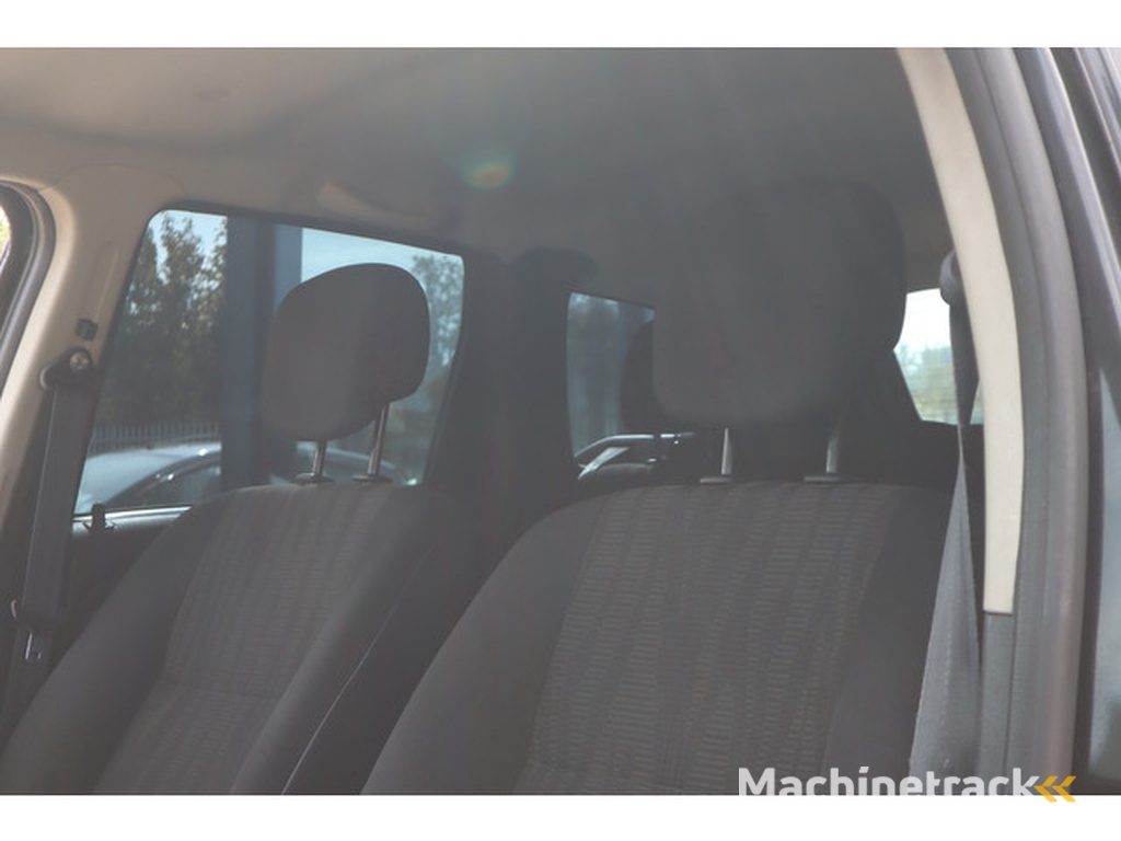 Dacia Duster 1.6 Lauréate 2wd