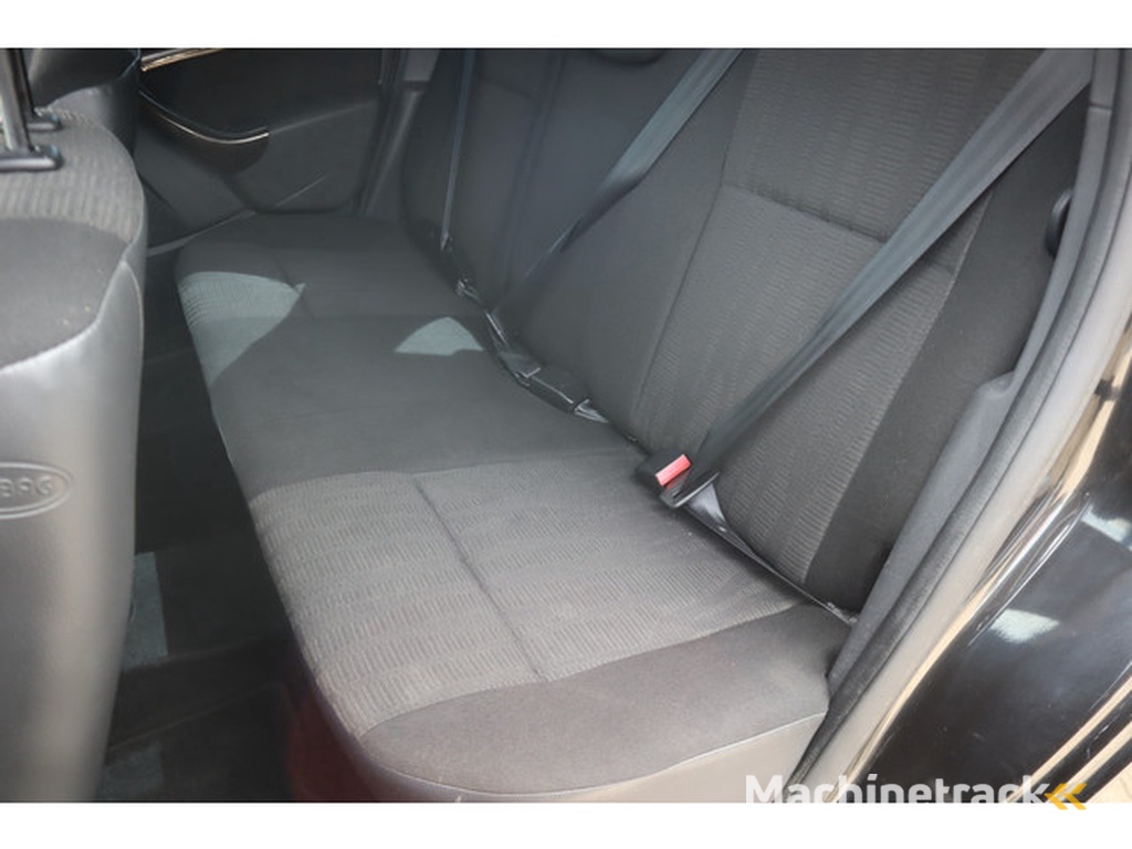 Dacia Duster 1.6 Lauréate 2wd