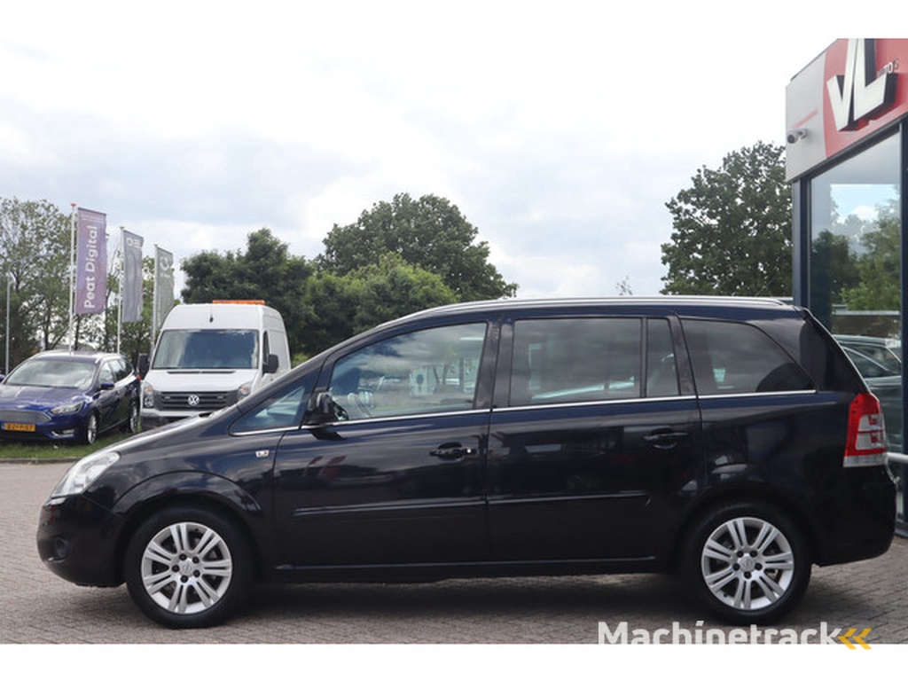 Opel Zafira 1.8 Cosmo
