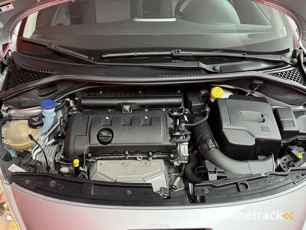 Peugeot 207 1.4 VTi XS