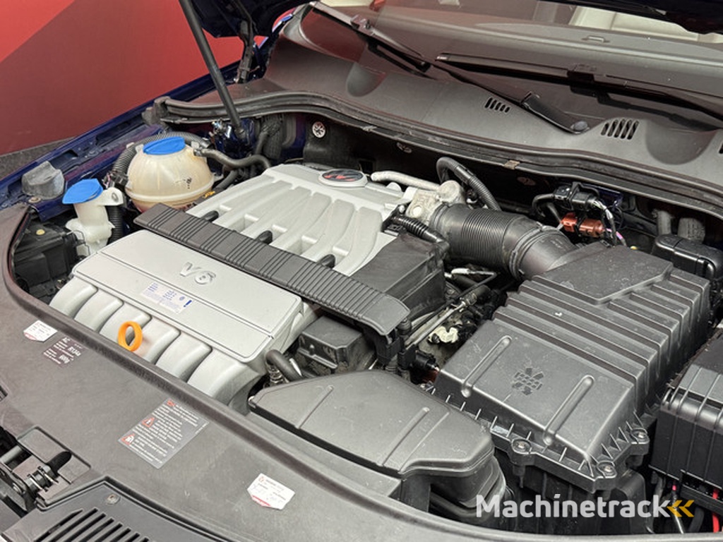 Volkswagen Passat 3.2 V6 Highline 4M