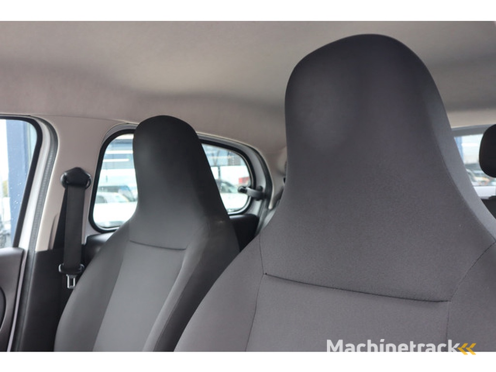 Smart forfour 1.0 Essential Edition