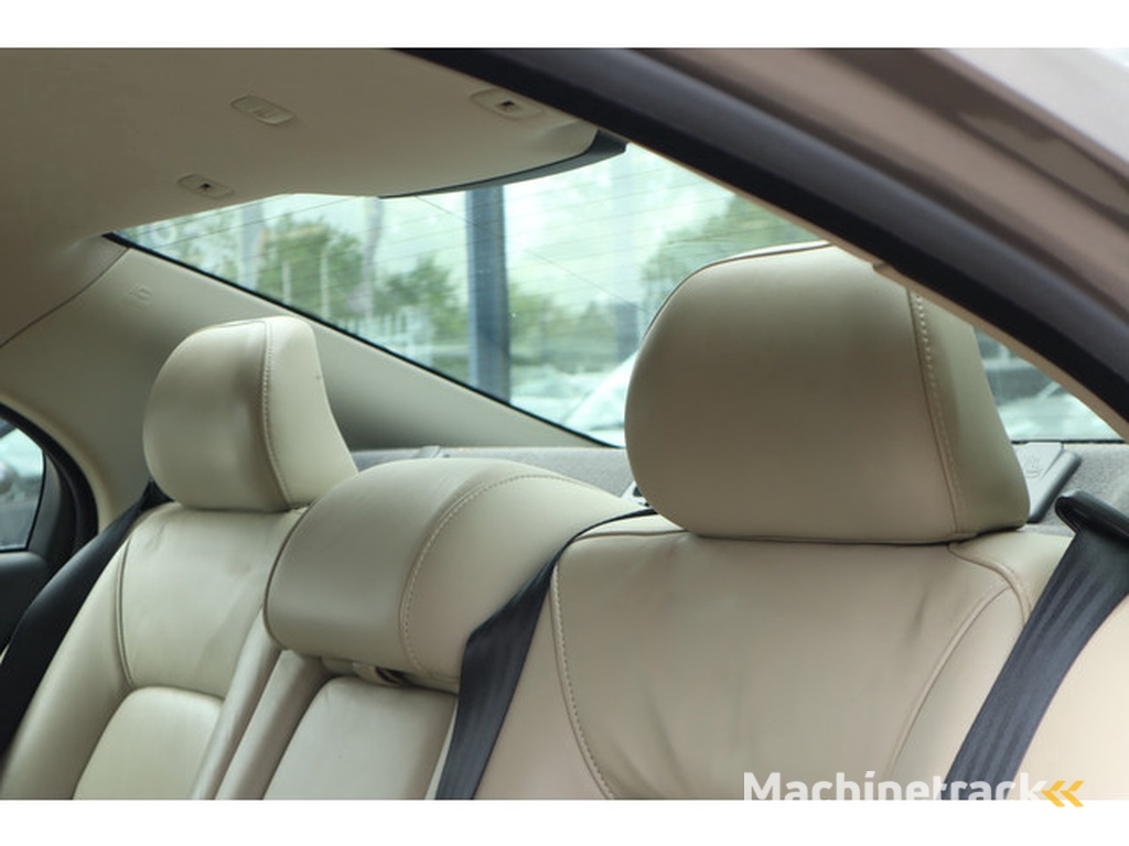 Volvo S80 2.5 T Summum