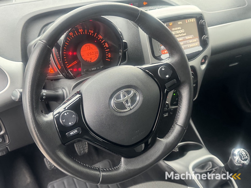 Toyota Aygo 1.0 VVT-i x-play