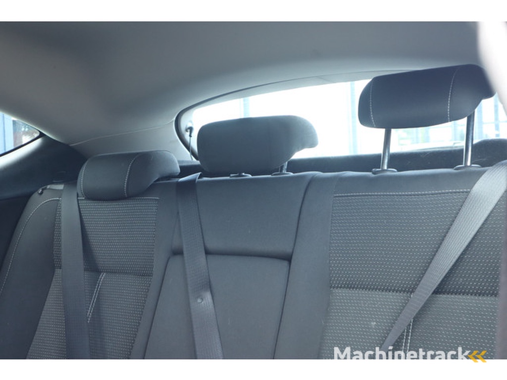 Opel Astra GTC 1.6 T Sport