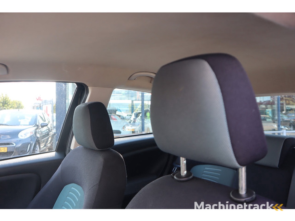 Fiat Grande Punto 1.4-16V Edizione Lusso