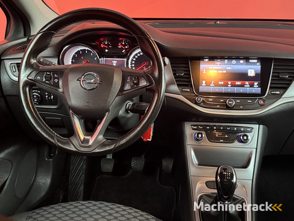 Opel Astra 1.4 Online Edition