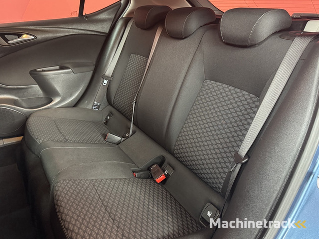 Opel Astra 1.4 Online Edition