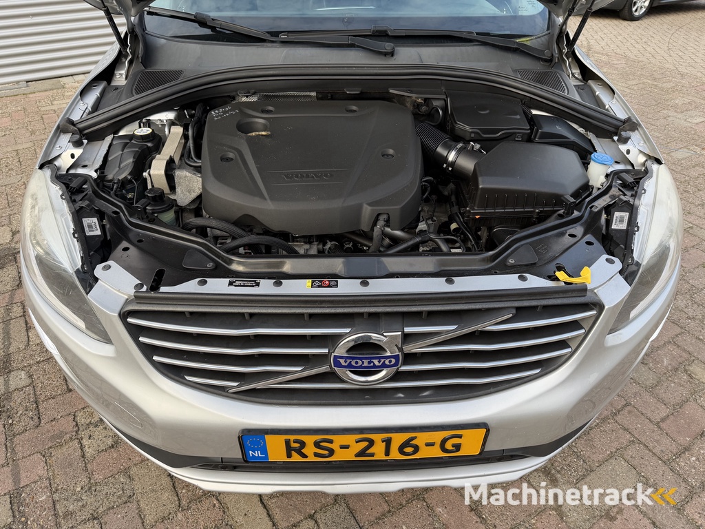 Volvo XC60 2.0 D4 FWD R-Design