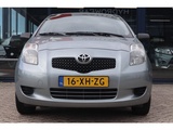 Miniaturansicht von Toyota Yaris 1.0 VVTi Terra