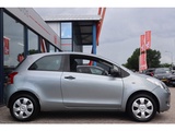 Miniaturansicht von Toyota Yaris 1.0 VVTi Terra
