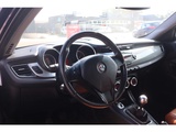 Minituur van Alfa Romeo Giulietta 1.6 JTDm Distinctive