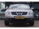 Minituur van Nissan QASHQAI 2.0 Tekna Pack