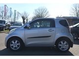 Miniaturansicht von Toyota iQ 1.0 VVTi Comfort
