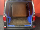Minituur van Volkswagen Transporter 2.0 TDI L1H1 Comfortline