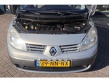 Miniaturansicht von Renault Scénic 2.0-16V Privilège Luxe