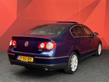 Miniaturansicht von Volkswagen Passat 3.2 V6 Highline 4M