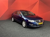 Miniaturansicht von Volkswagen Passat 3.2 V6 Highline 4M