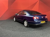 Miniaturansicht von Volkswagen Passat 3.2 V6 Highline 4M