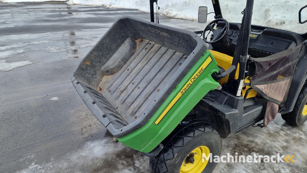 John Deere GATOR XUV 550 4X4