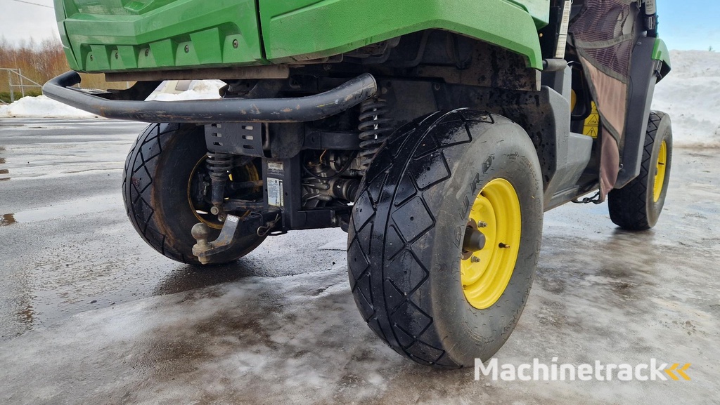 John Deere GATOR XUV 550 4X4