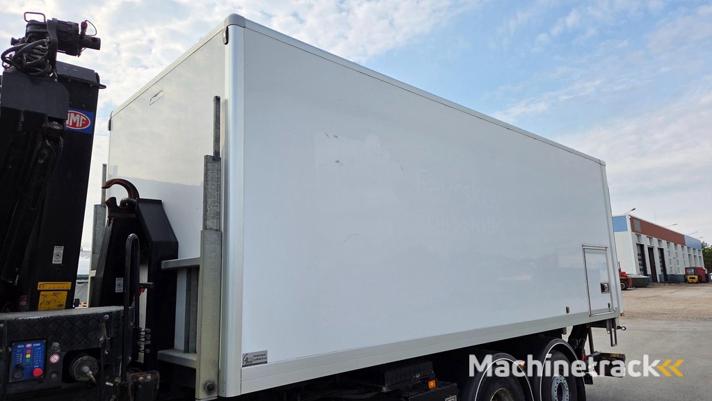 Hooklift box with taillift Zepro 2000kg