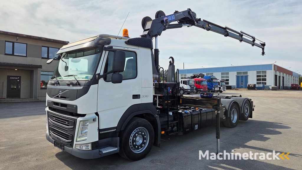 Volvo FM330 6X2*4