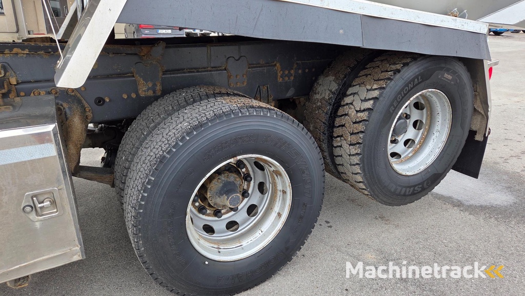 Scania P360 6X2 Full Steel