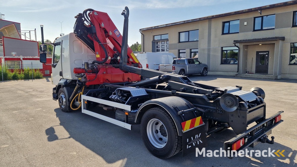 Volvo FL280 4X2 HMF 1560 + platform