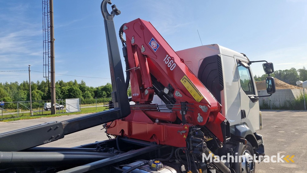 Volvo FL280 4X2 HMF 1560 + platform