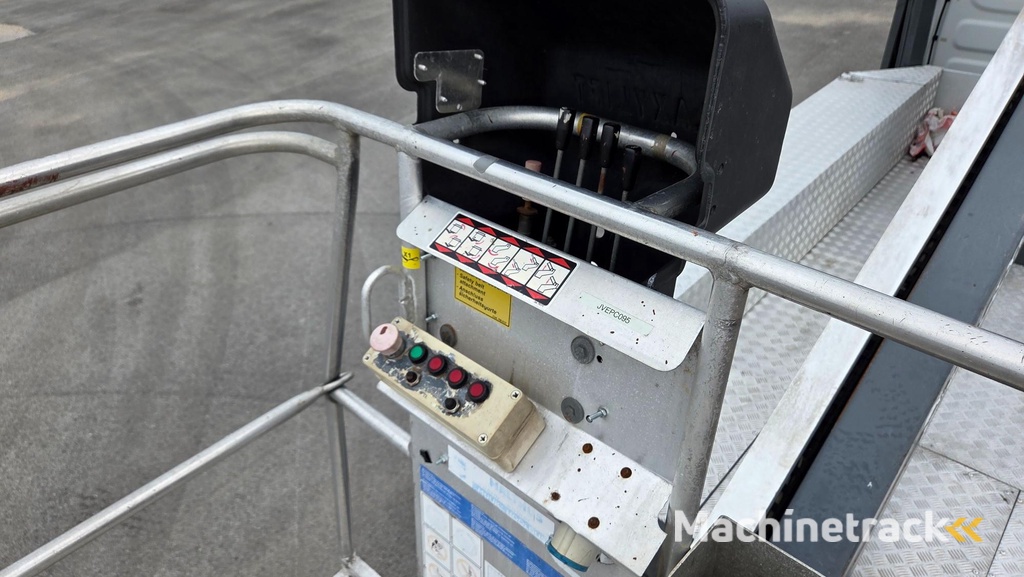 Iveco Daily 35S12 4X2 Galaxylift GT18-10