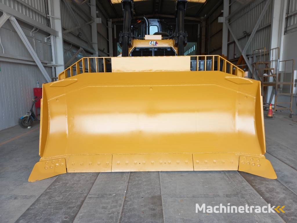 CAT D8T (Jebel Ali)