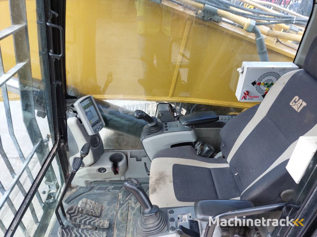 CAT 352 FL XE MHD (17m demolition)