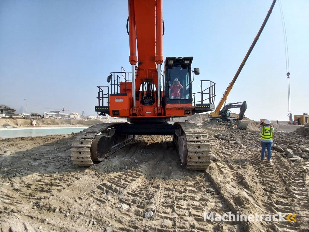 Hitachi EX 1200-6 Longreach 28m (Abu Dhabi)