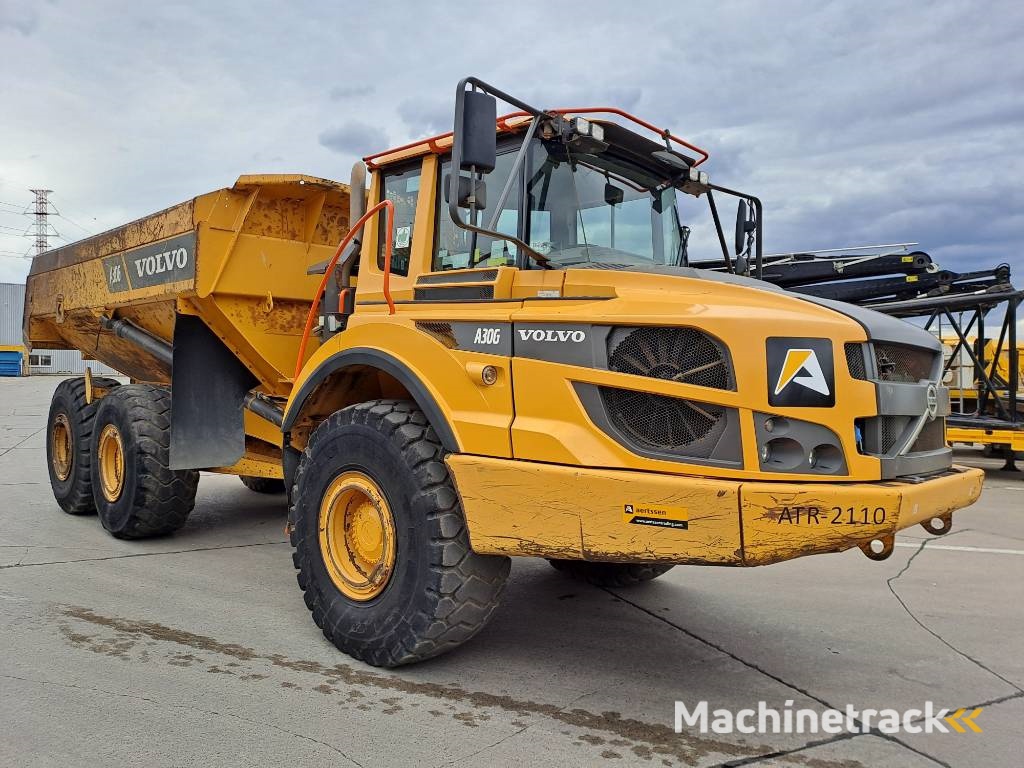 Volvo A30G(2pieces available)