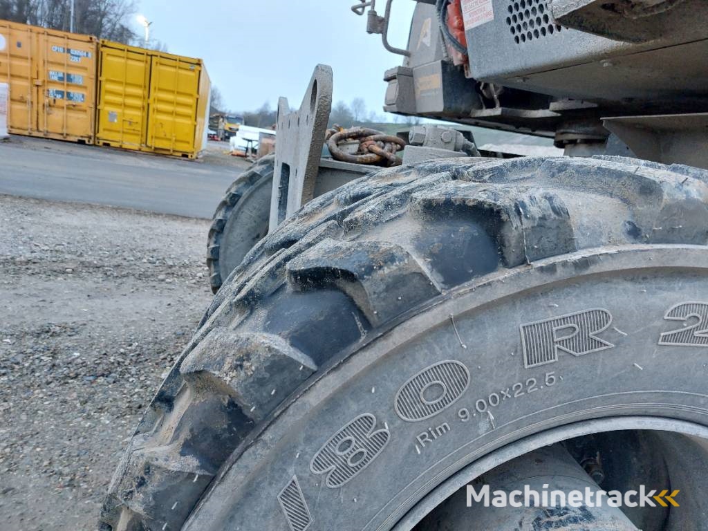 Hitachi ZX 170 W-5 B