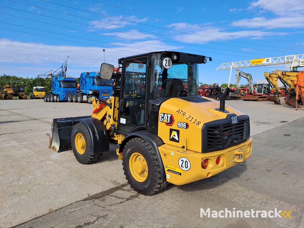 CAT 906 (Bucket+Forks)