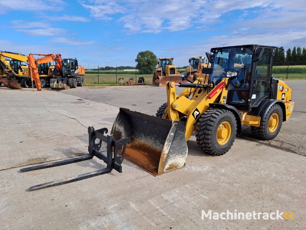 CAT 906 (Bucket+Forks)