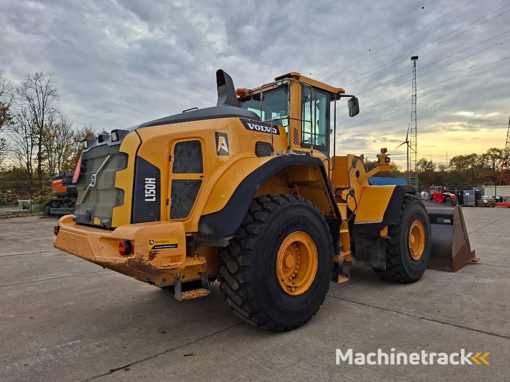 Volvo L 150 H (New Tyres)