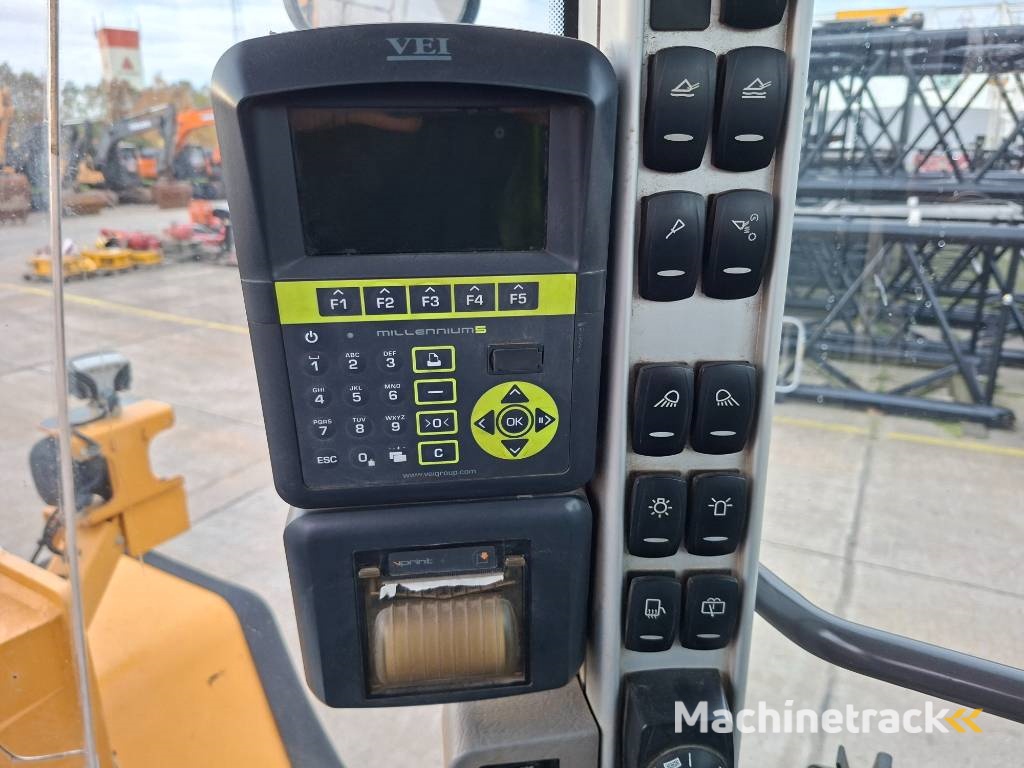 Volvo L 150 H (New Tyres)