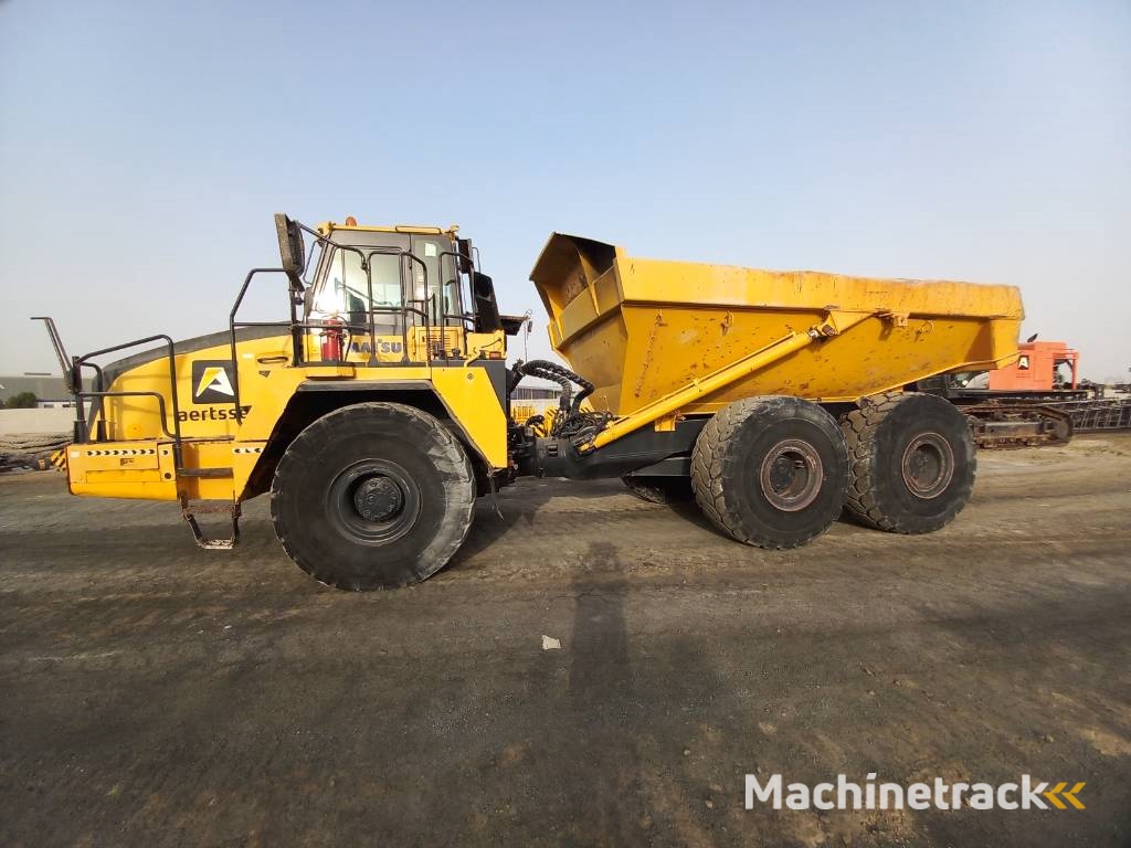Komatsu HM400-3R (4 pcs available in Abu Dhabi)