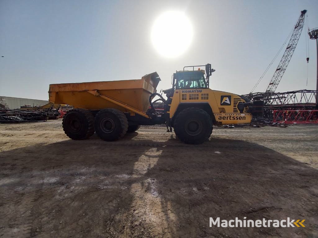 Komatsu HM400-3R (4 pcs available in Abu Dhabi)