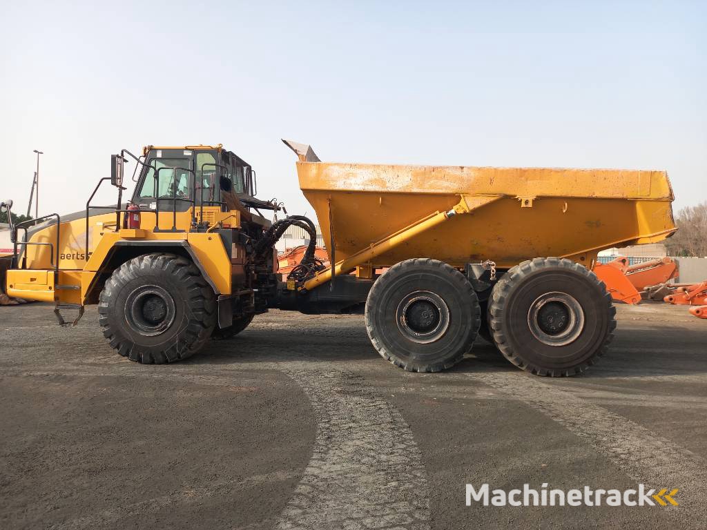 Komatsu HM400-3R (4pcs available in Abu Dhabi)